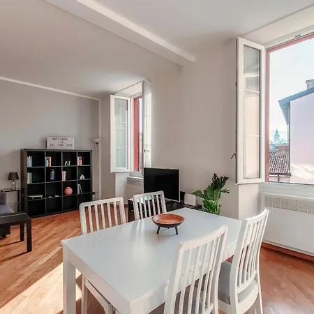 B&l By Quokka 360 - Close To Walled * Como