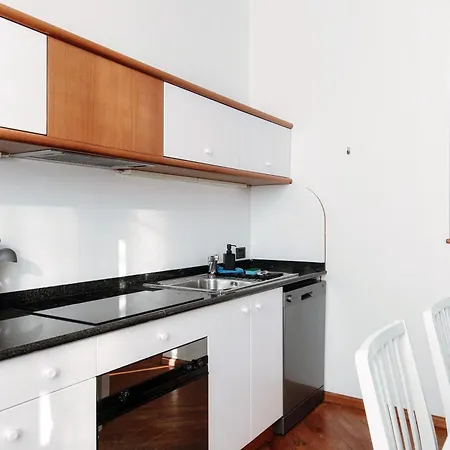 B&l By Quokka 360 - Just A Few Steps From Center Apartment *