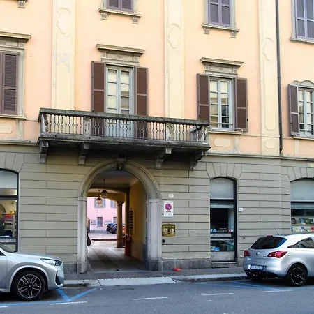 B&l By Quokka 360 - Just A Few Steps From Center Apartment Como